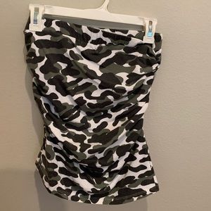 Monrow skirt/strapless top size medium